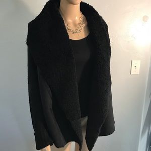 Chelsea & Theodore Large Black Sweater/Cardigan